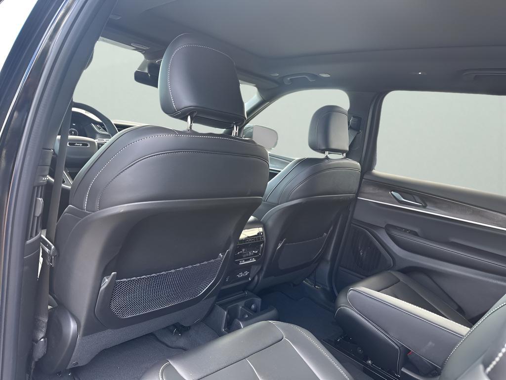 new 2025 Jeep Grand Cherokee L car, priced at $46,501