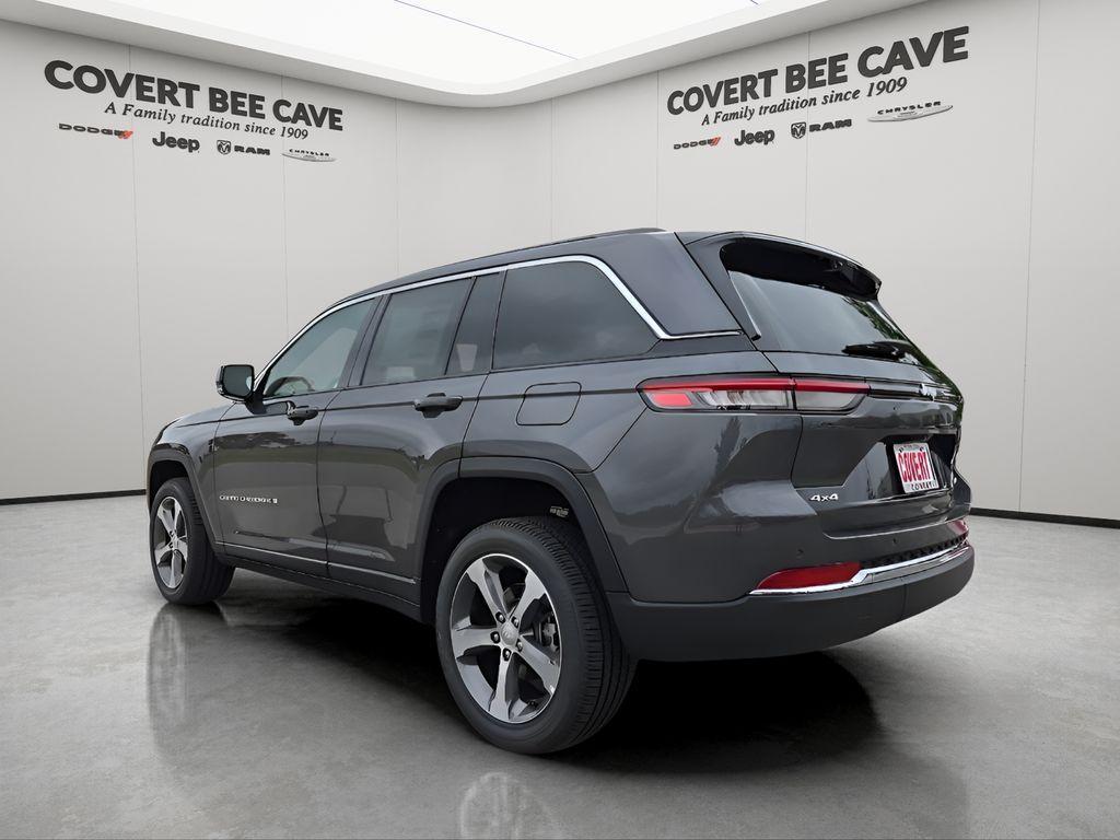 new 2025 Jeep Grand Cherokee car, priced at $50,946