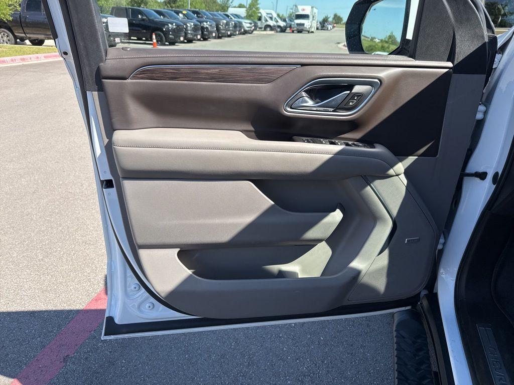 used 2021 Chevrolet Tahoe car, priced at $41,988