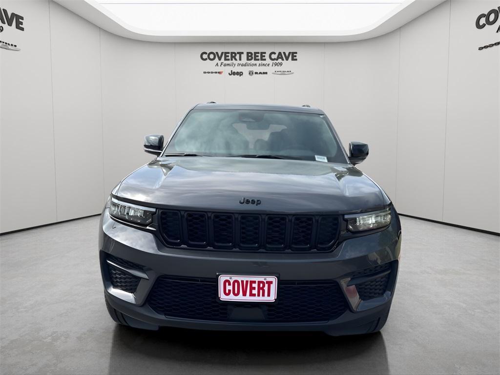 new 2025 Jeep Grand Cherokee car, priced at $41,396