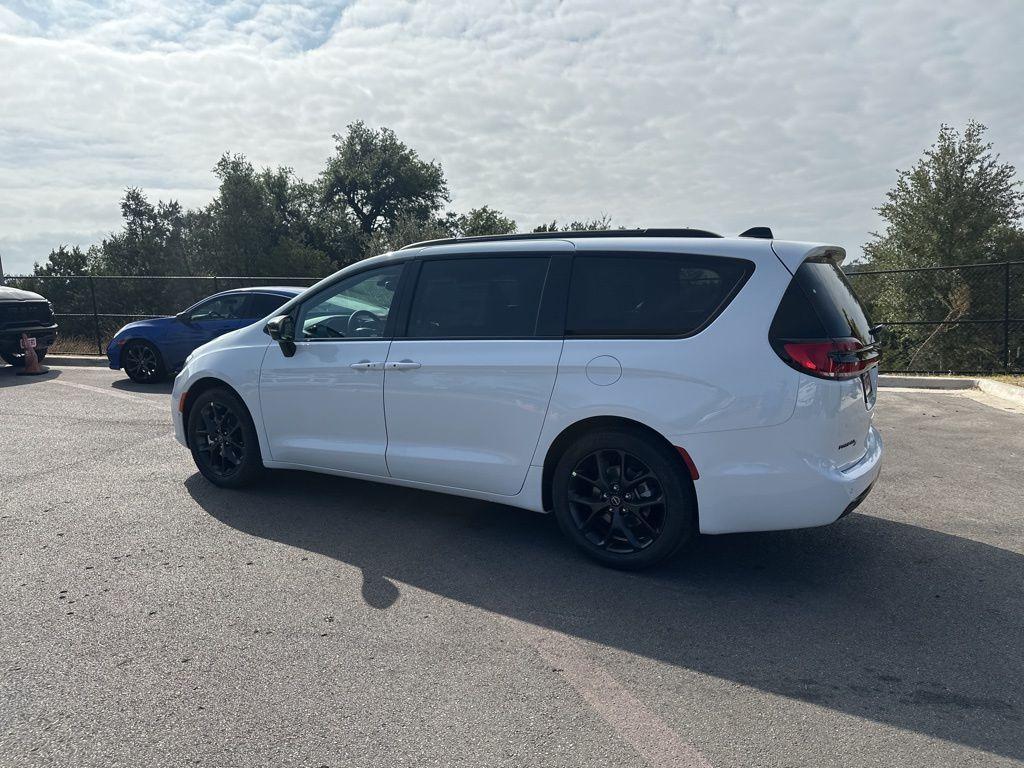 new 2026 Chrysler Pacifica car, priced at $50,046