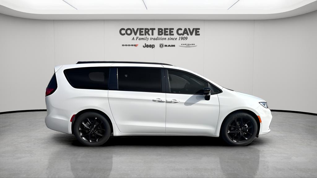 new 2026 Chrysler Pacifica car, priced at $49,274