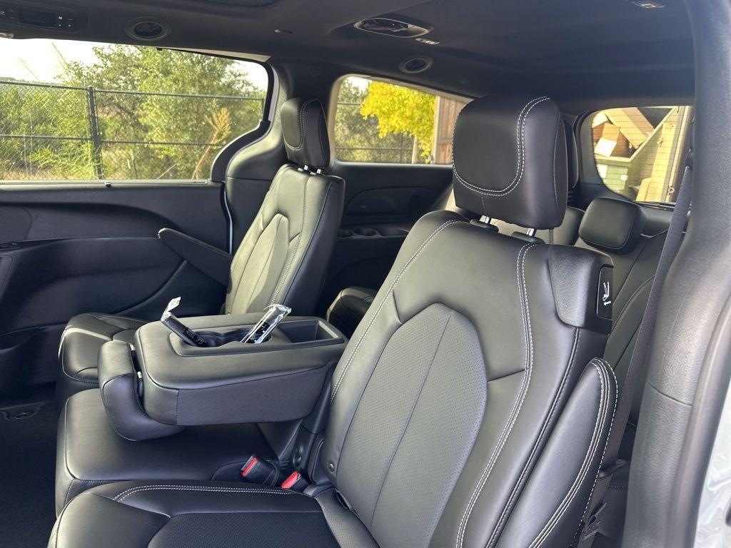 new 2026 Chrysler Pacifica car, priced at $50,046