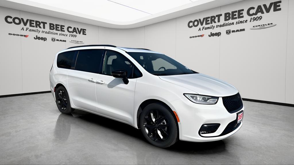 new 2026 Chrysler Pacifica car, priced at $49,274