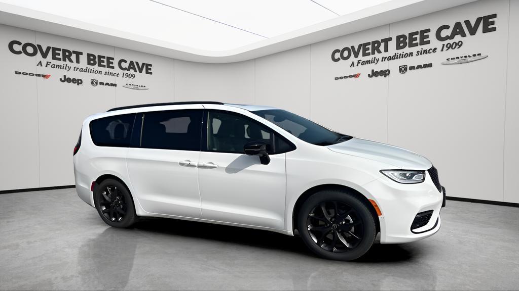 new 2026 Chrysler Pacifica car, priced at $49,274