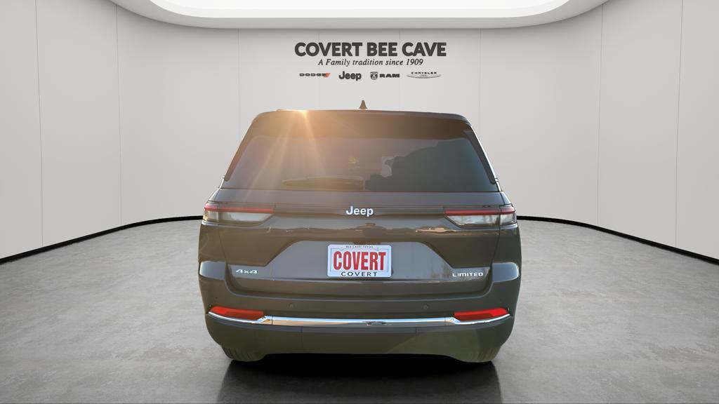 new 2025 Jeep Grand Cherokee car, priced at $43,110