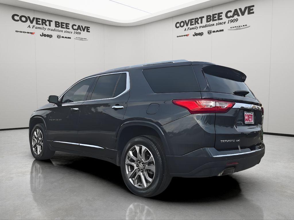 used 2021 Chevrolet Traverse car, priced at $30,555