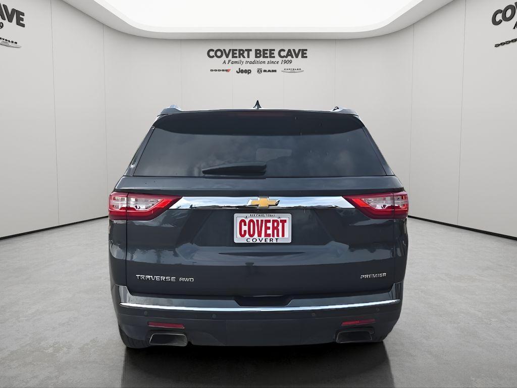 used 2021 Chevrolet Traverse car, priced at $30,555