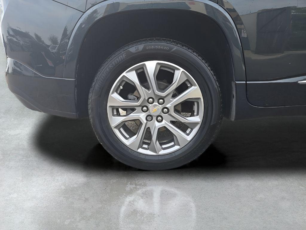 used 2021 Chevrolet Traverse car, priced at $30,555