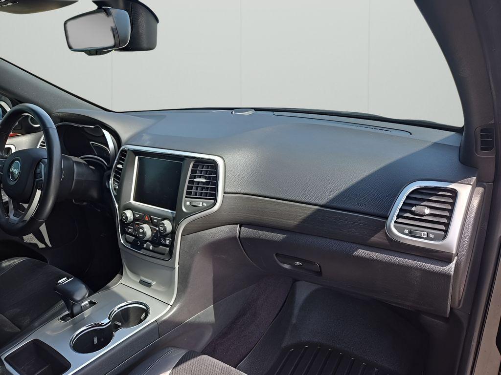 used 2015 Jeep Grand Cherokee car, priced at $16,096