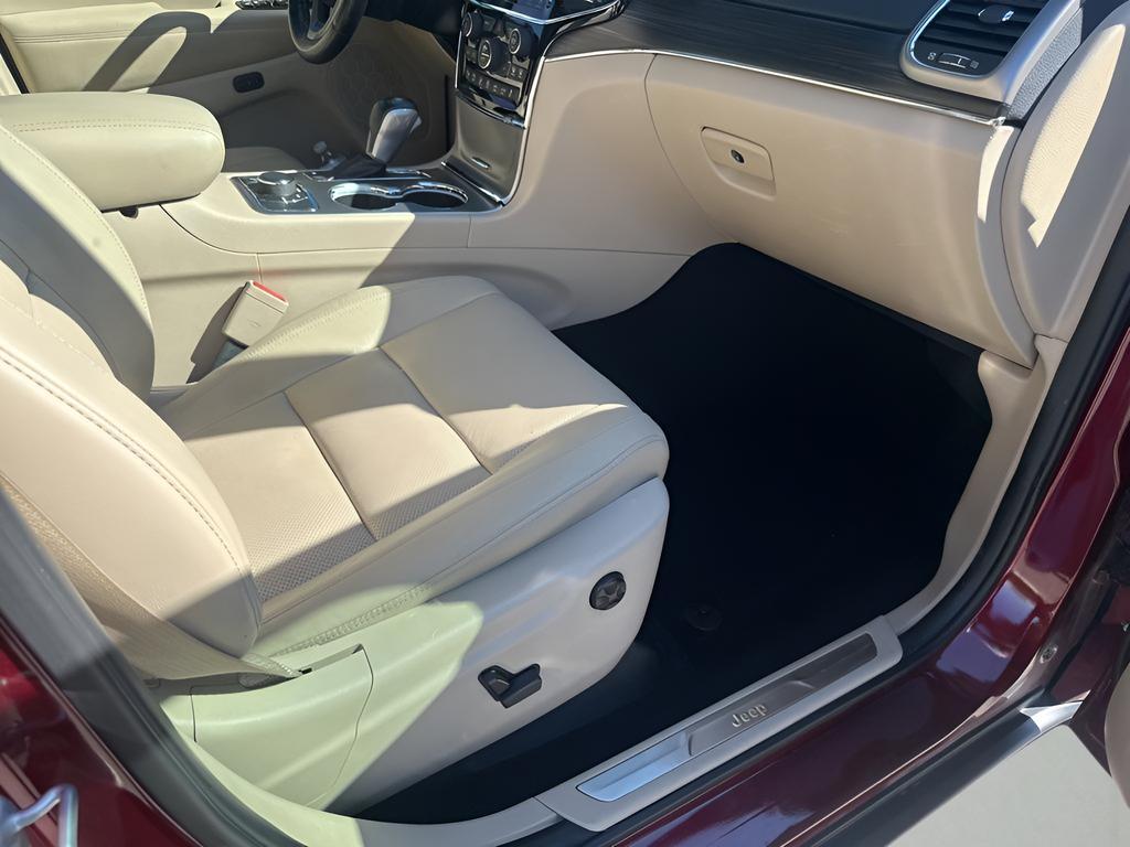 used 2020 Jeep Grand Cherokee car, priced at $24,299