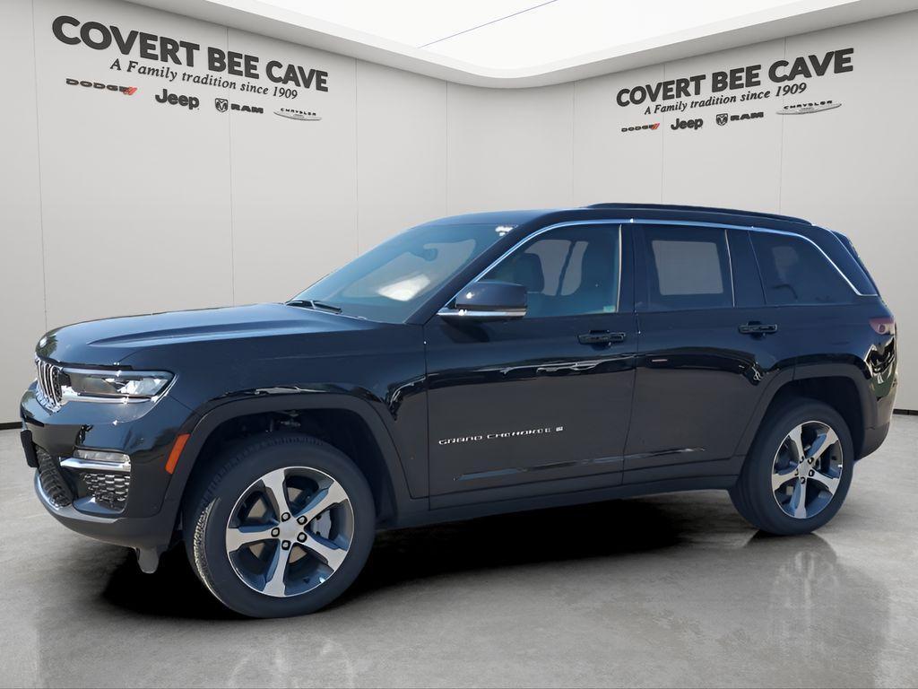 new 2025 Jeep Grand Cherokee car, priced at $40,560