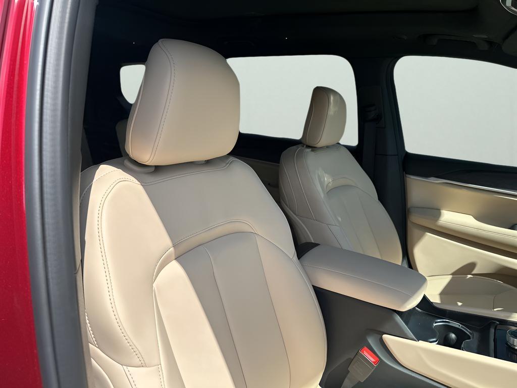 new 2025 Jeep Grand Cherokee L car, priced at $48,835