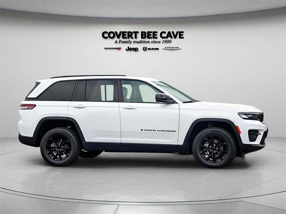 new 2024 Jeep Grand Cherokee car, priced at $47,194