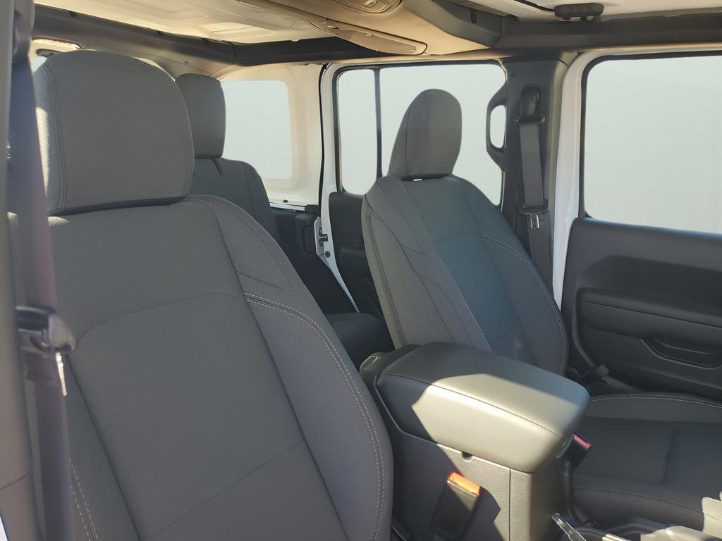 new 2026 Jeep Wrangler car, priced at $41,447