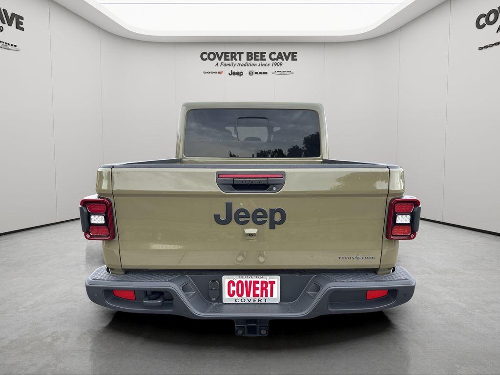 new 2025 Jeep Gladiator car, priced at $48,224