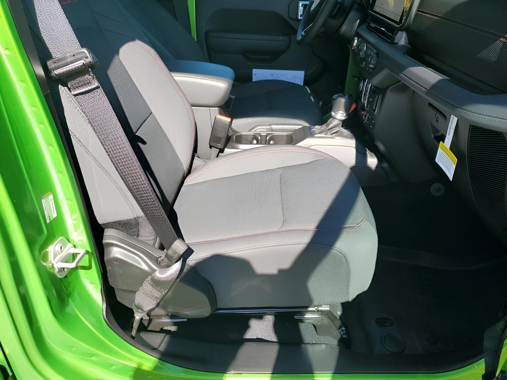 new 2026 Jeep Wrangler car, priced at $59,685