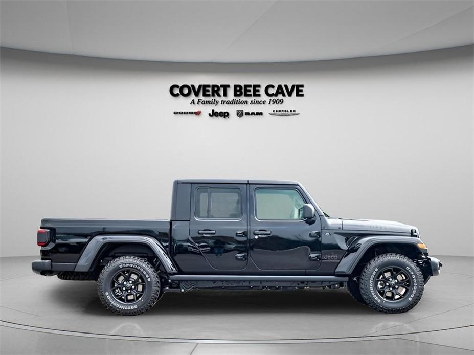 new 2024 Jeep Gladiator car, priced at $43,233