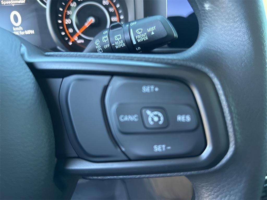 new 2025 Jeep Wrangler car, priced at $38,157