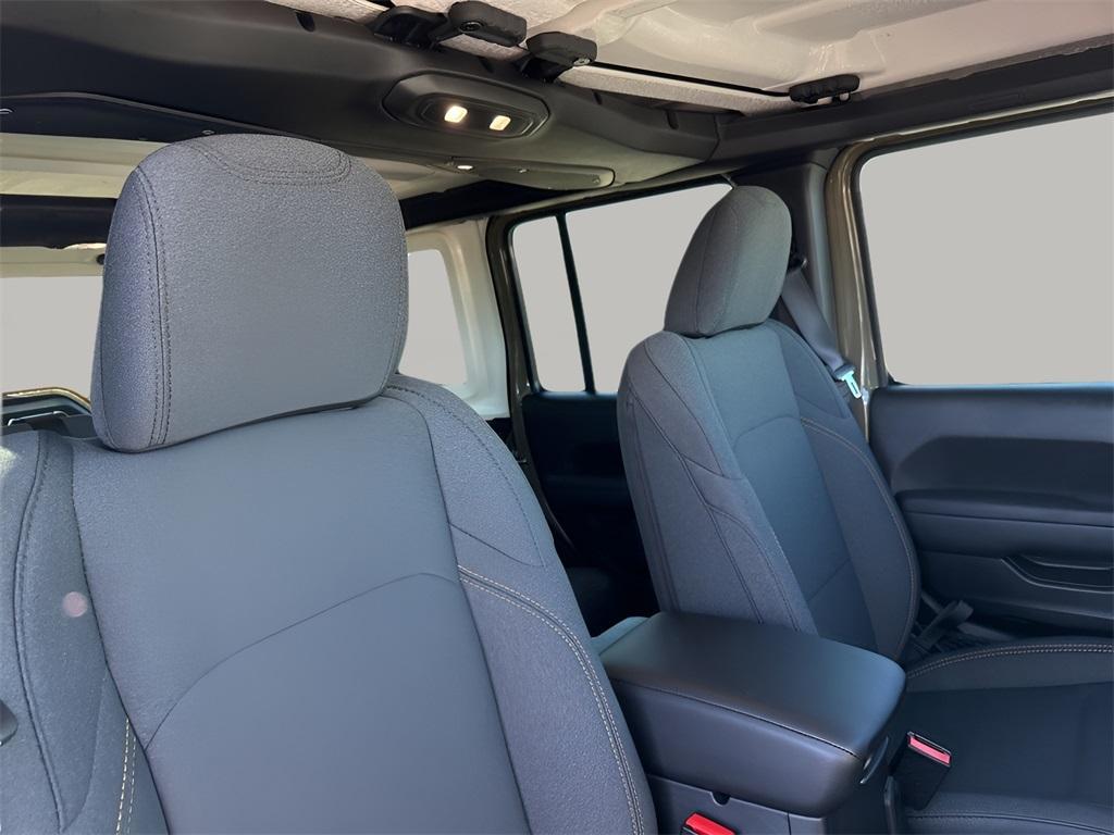 new 2025 Jeep Wrangler car, priced at $38,157