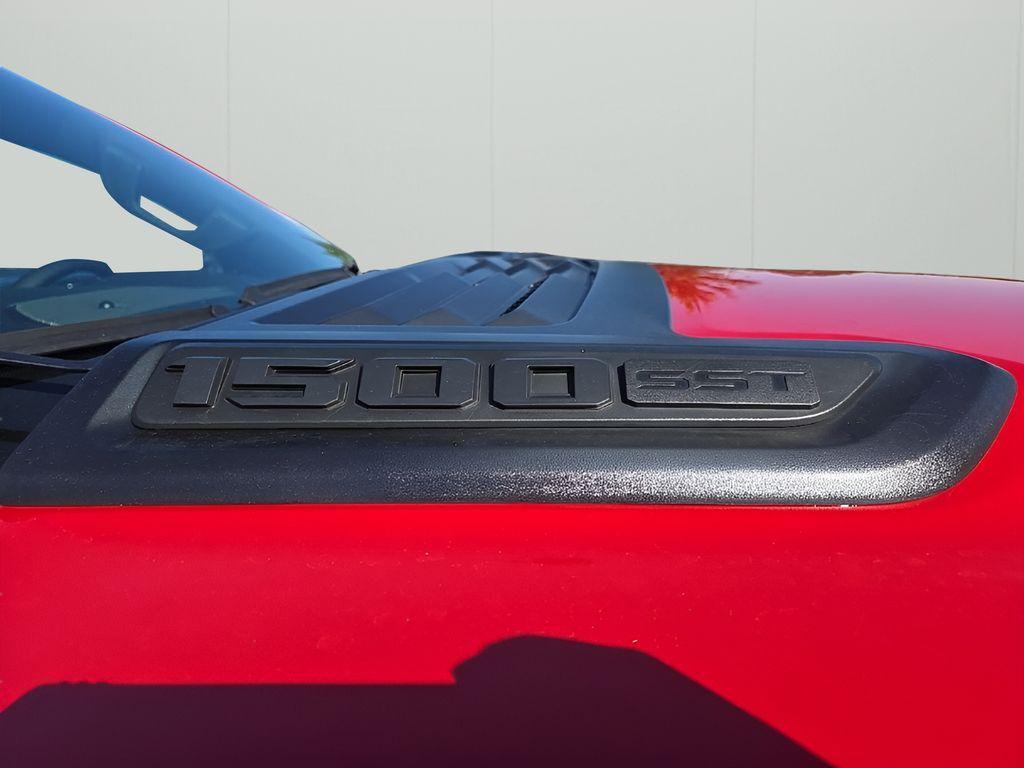 new 2025 Ram 1500 car, priced at $62,776