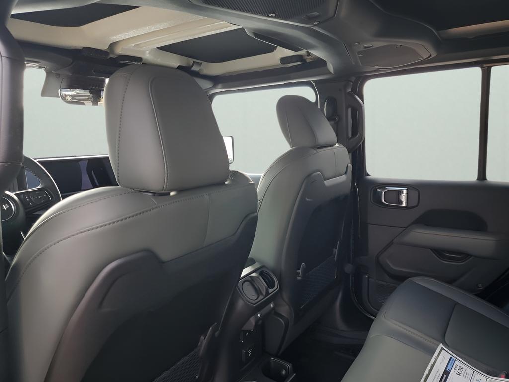 new 2025 Jeep Gladiator car, priced at $55,019