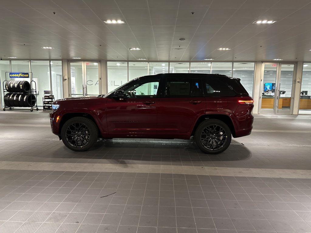 new 2025 Jeep Grand Cherokee car, priced at $60,580