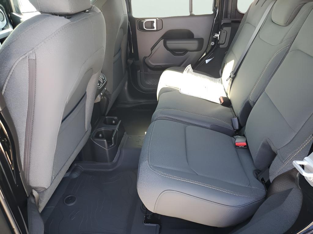 new 2025 Jeep Wrangler car, priced at $39,600