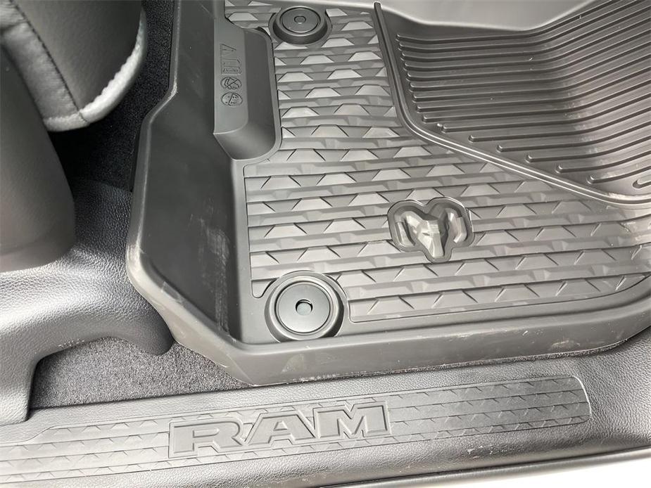 new 2025 Ram 1500 car, priced at $71,375