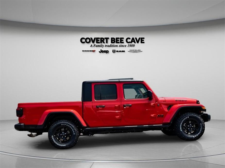 new 2024 Jeep Gladiator car, priced at $43,233