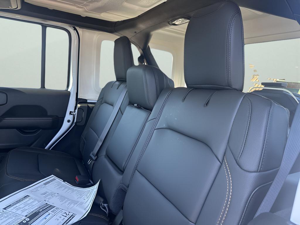 new 2025 Jeep Wrangler car, priced at $47,410