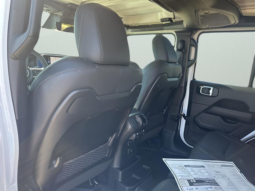 new 2025 Jeep Wrangler car, priced at $47,410