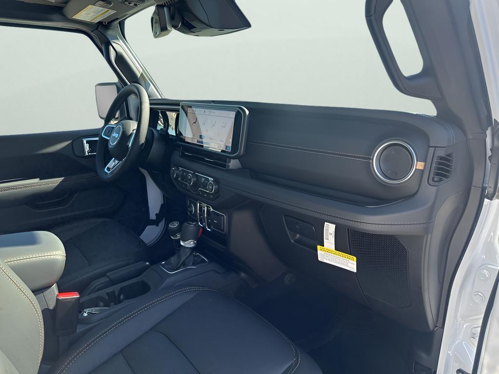 new 2025 Jeep Wrangler car, priced at $47,410