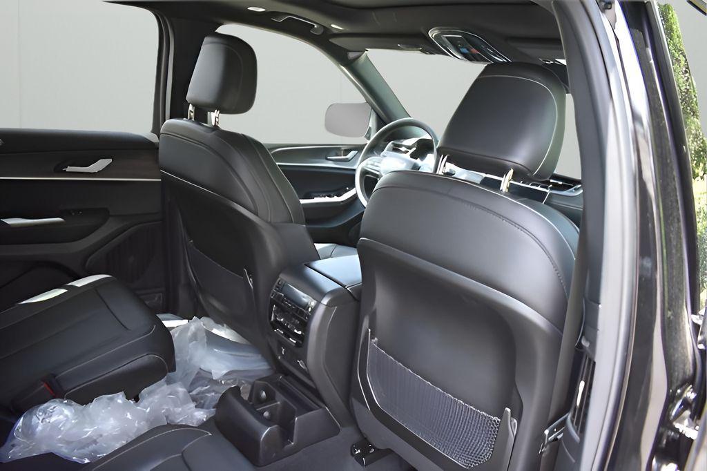 new 2025 Jeep Grand Cherokee L car, priced at $46,541
