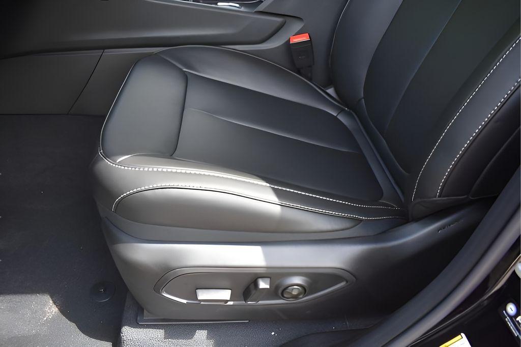 new 2025 Jeep Grand Cherokee L car, priced at $46,541