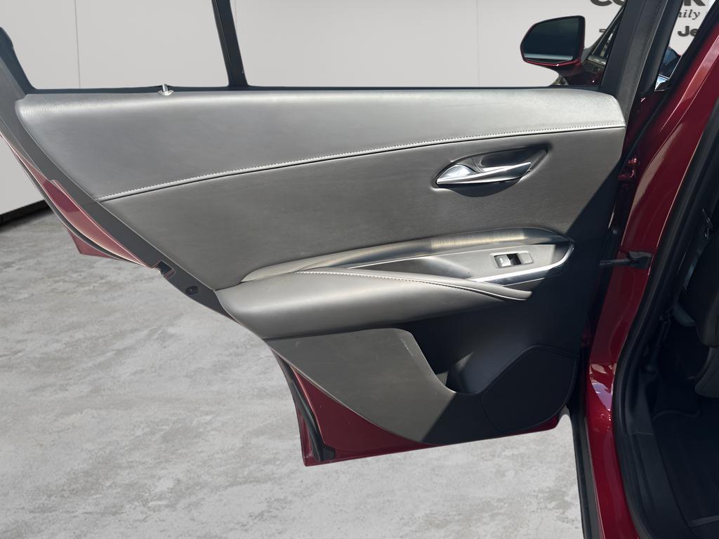 used 2019 Cadillac XT4 car, priced at $21,260