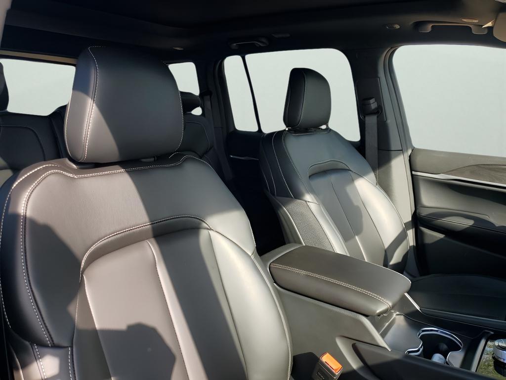 new 2025 Jeep Grand Cherokee car, priced at $41,413