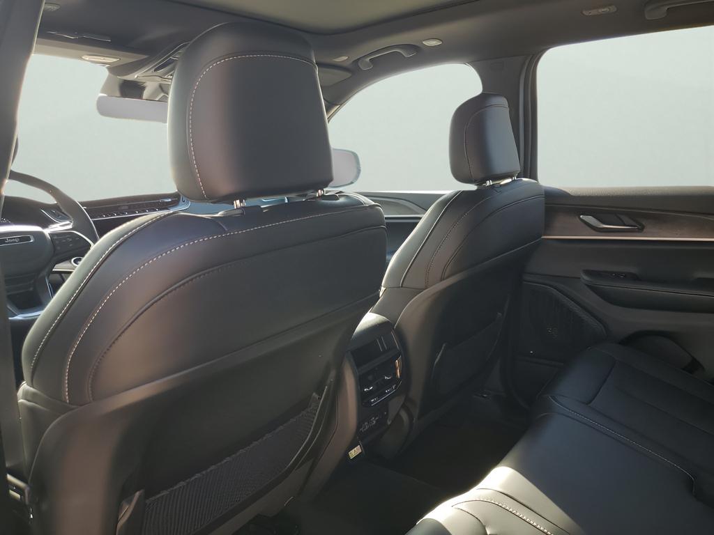 new 2025 Jeep Grand Cherokee car, priced at $41,413