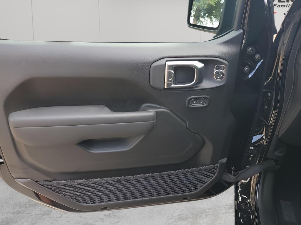 new 2026 Jeep Wrangler car, priced at $43,540