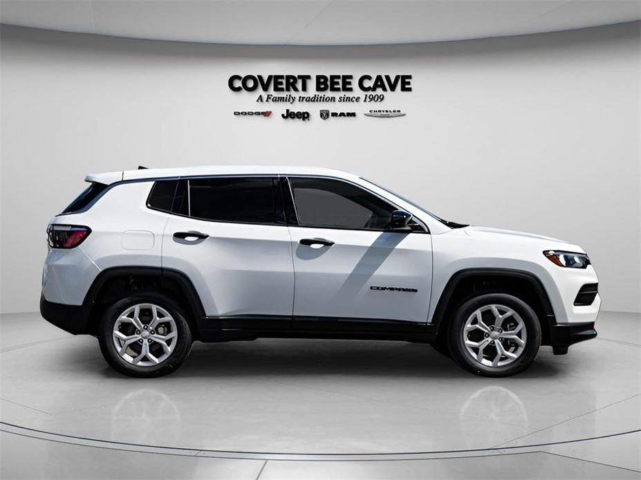 new 2024 Jeep Compass car, priced at $27,330