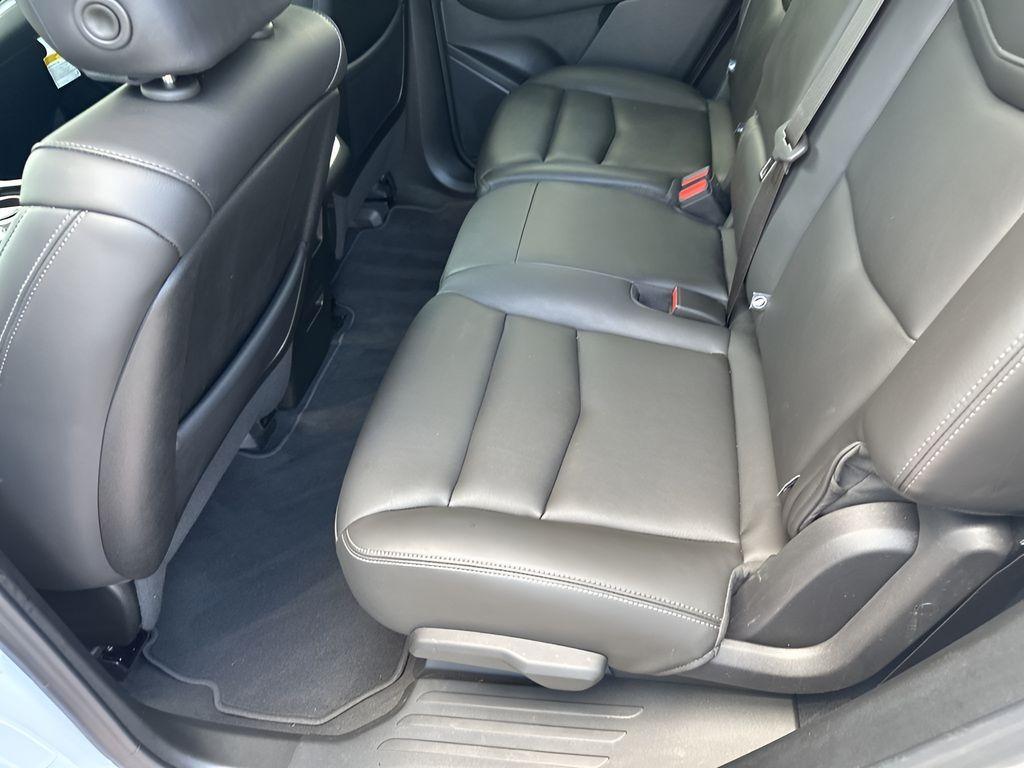 used 2025 Cadillac XT6 car, priced at $41,251