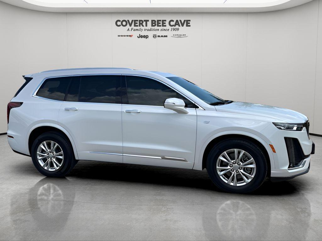 used 2025 Cadillac XT6 car, priced at $41,251