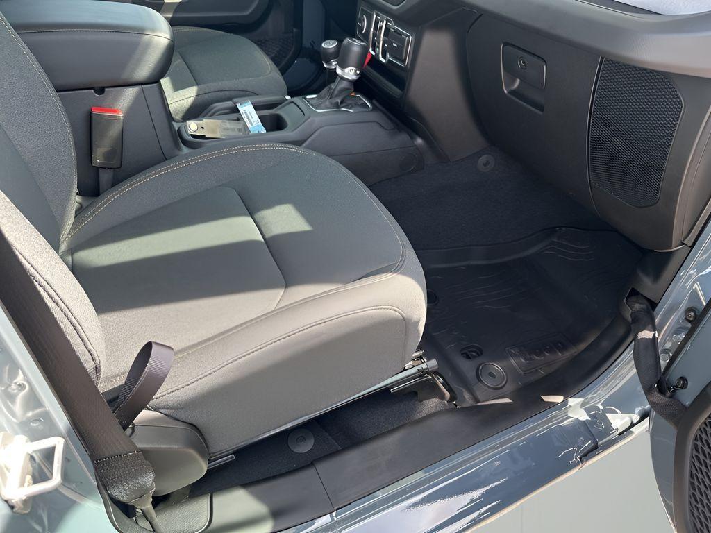 new 2025 Jeep Wrangler car, priced at $36,967