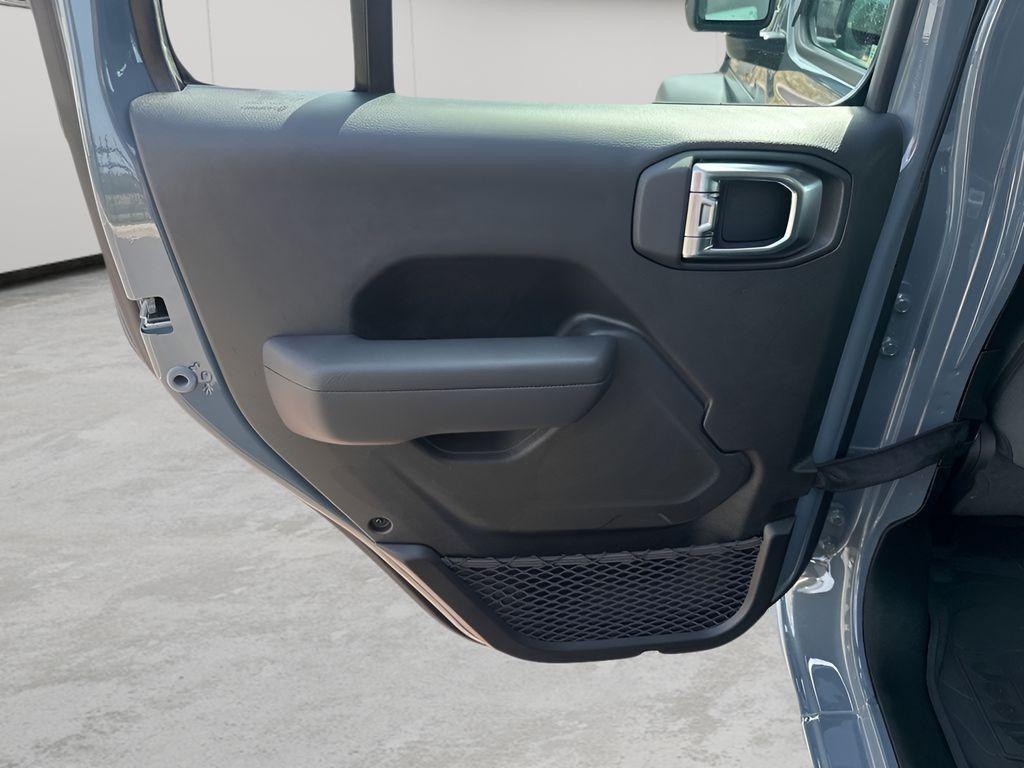 new 2025 Jeep Wrangler car, priced at $36,967