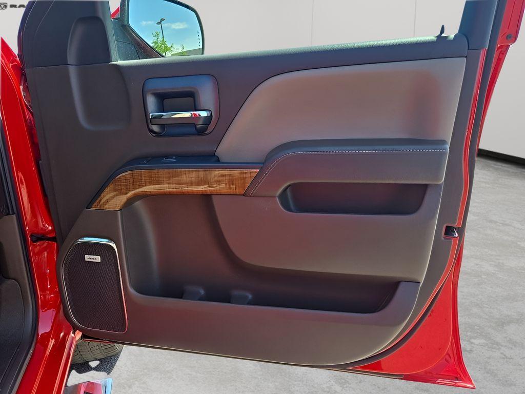 used 2017 GMC Sierra 1500 car, priced at $28,447
