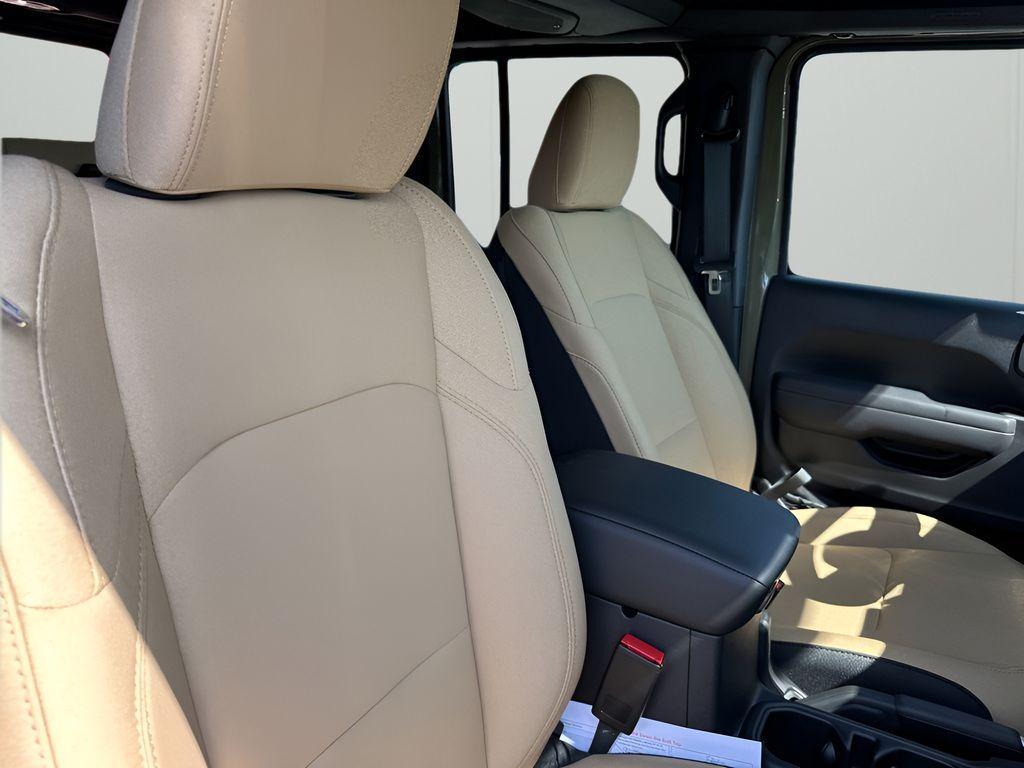 new 2025 Jeep Wrangler 4xe car, priced at $59,732