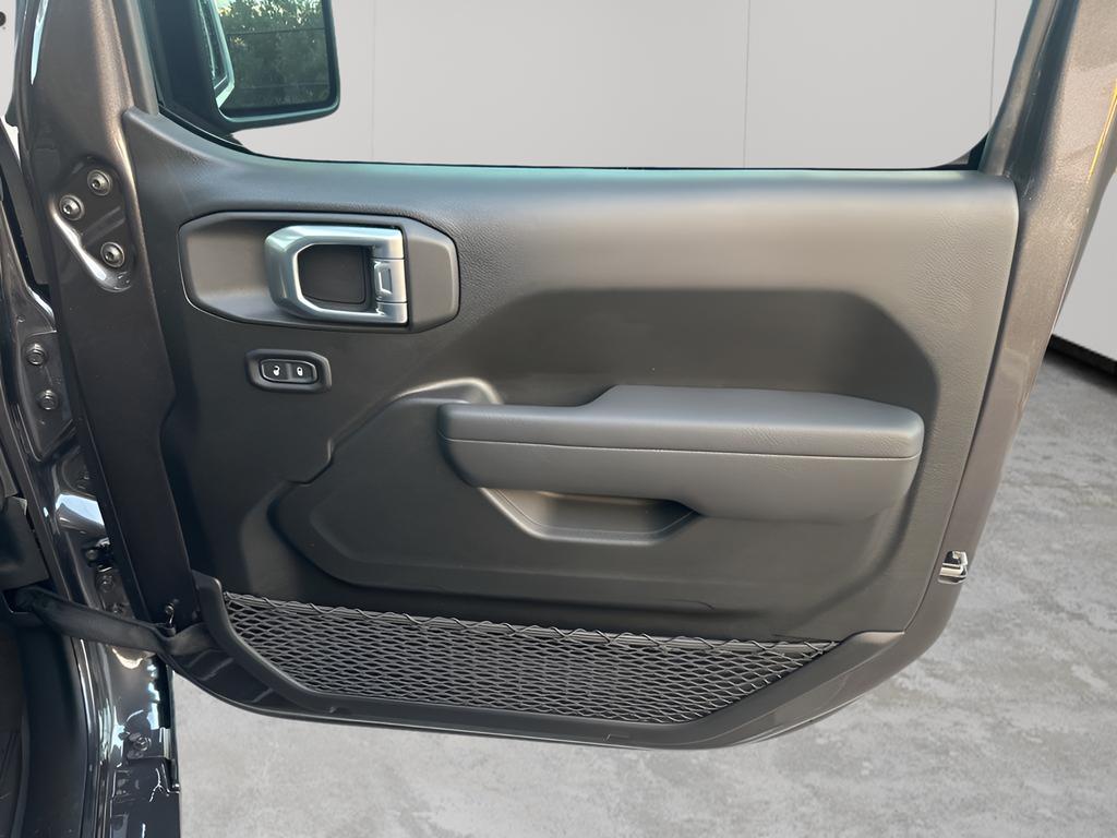 new 2026 Jeep Wrangler car, priced at $43,980