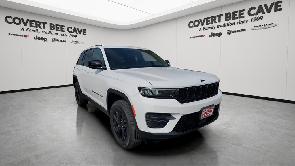 new 2025 Jeep Grand Cherokee car, priced at $40,455