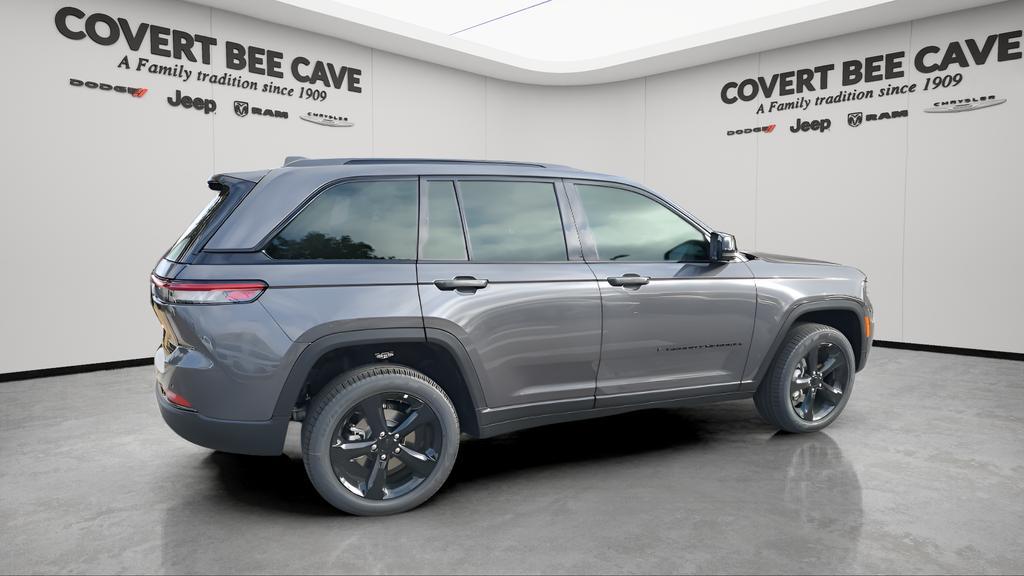new 2025 Jeep Grand Cherokee car, priced at $48,910