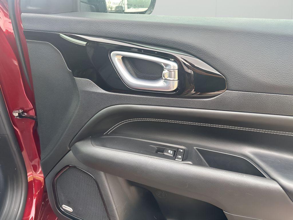 used 2022 Jeep Compass car, priced at $24,254